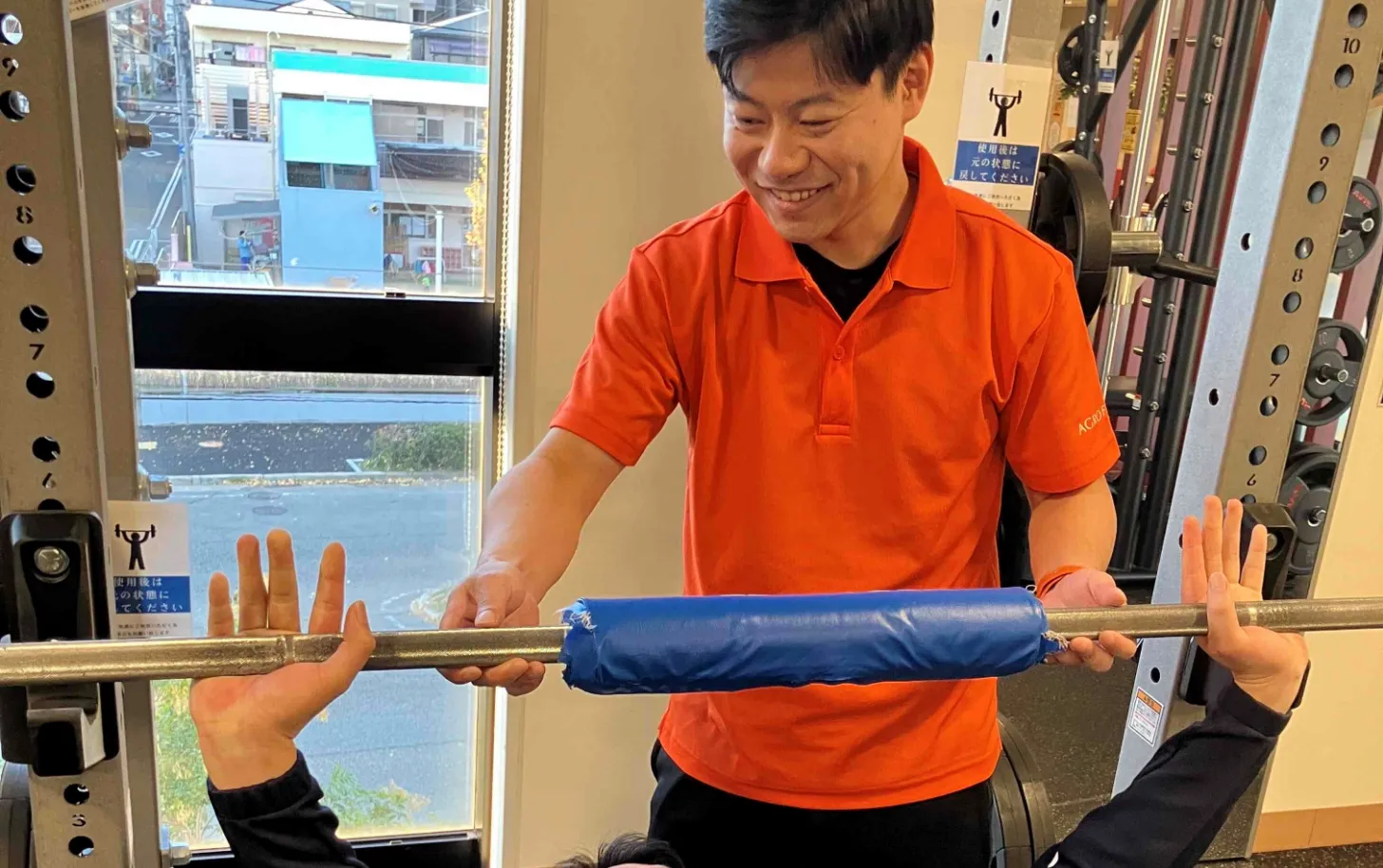 マシンフロアにスタッフ常駐で気軽に疑問を聞ける